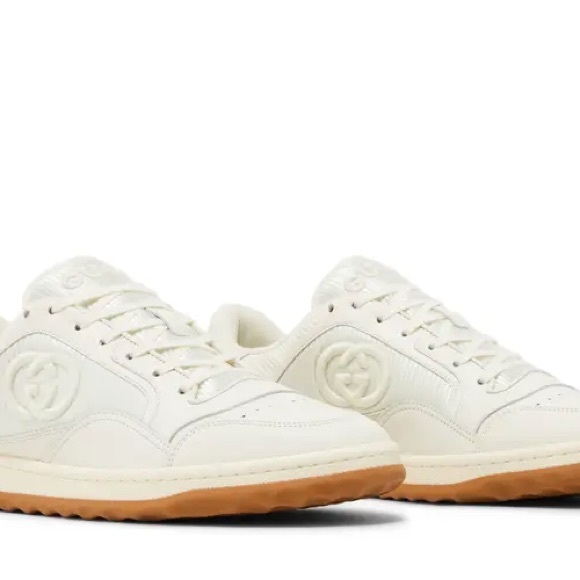 Gucci Women's Cream Sneakers - Picture 1 of 13